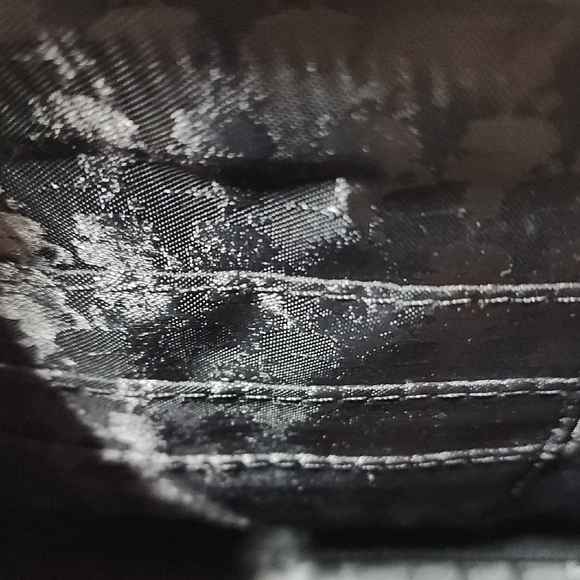 Karl Lagerfeld Black Camera Bag - Iconic Chopette Cat Guitar Strap Bag NWOT - Picture 8 of 16